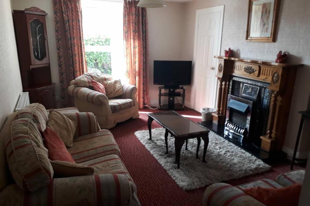 2 Bed House At Seafront Casa vacanze